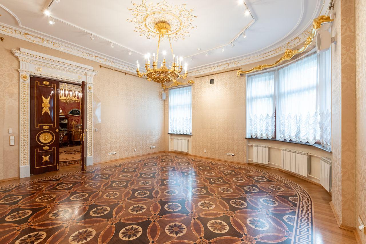 Зал «Кремовый», эркер